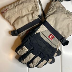 Burton Adult Small Winter Gortex Gloves, Small, Black & Tan